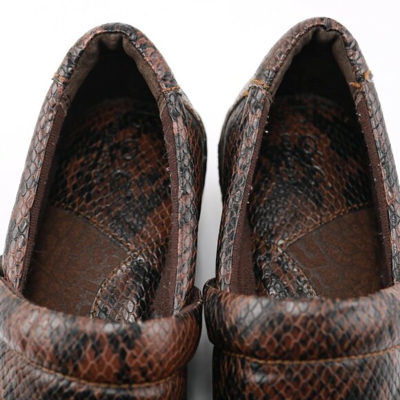 Born Womens Peggy Clog Size 8 Brown Black Leather Snakeskin Wedge Heel Shoe - Picture 10 of 12